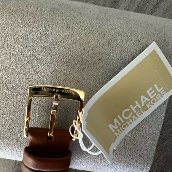 Michael Kors Pyper Crystal White Sunray Dial Ladies Watch MK2740 - Picture 4 of 14